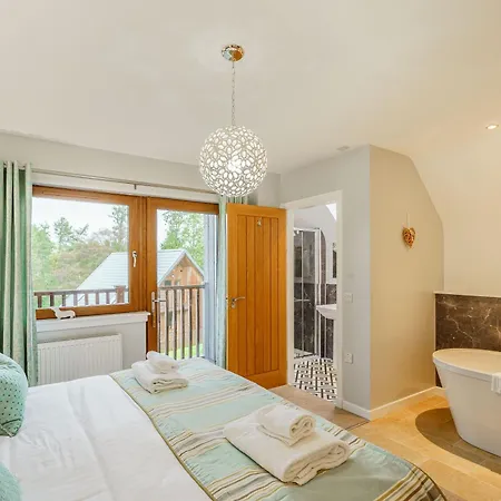 Lord Galloway 35 With Hot Tub Newton Stewart Exterior foto